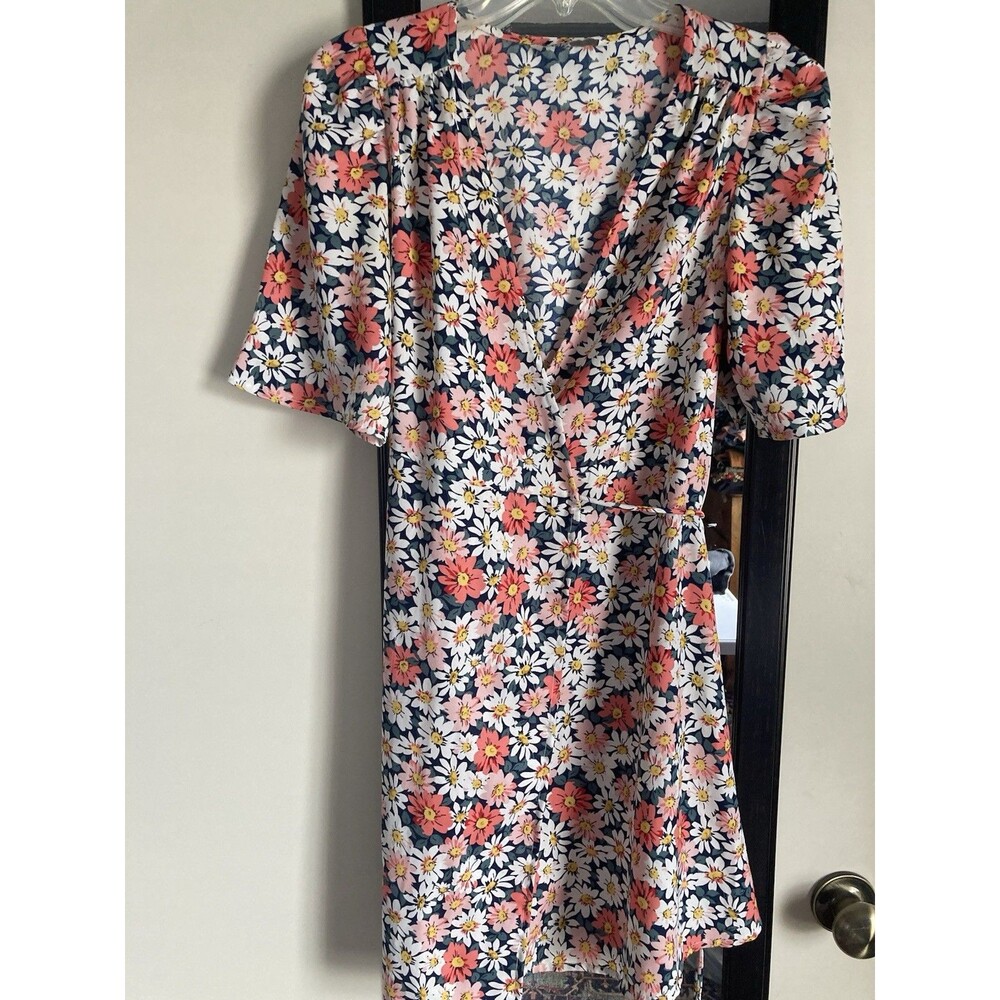 Only Women’s Daisy Floral Wrap Dress Europe 34/US 4 Excellent Condition A-Line